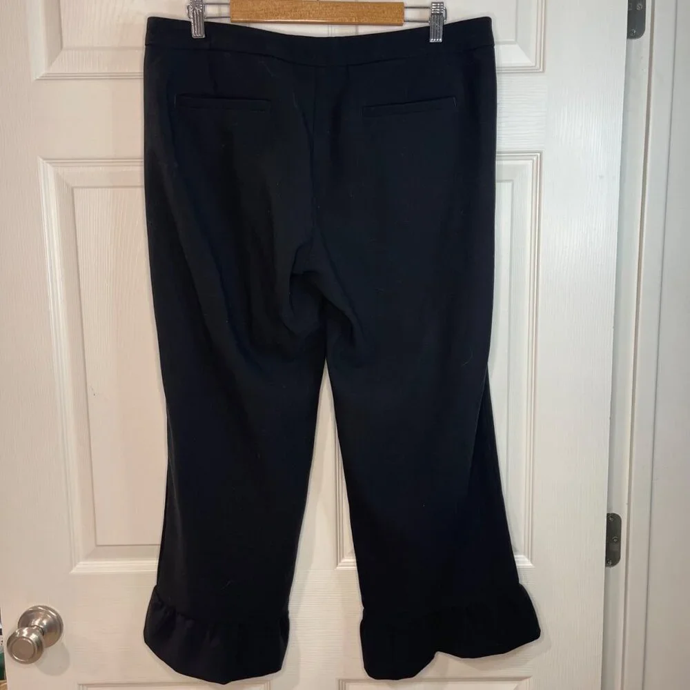 Banana Republic Logan Crop Dress Pants Women's Size 12 Black Ruffle Hems Viscose